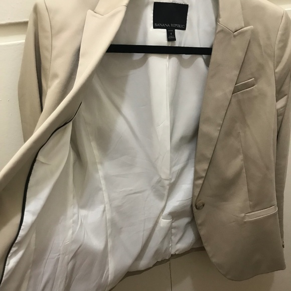 🌟Banana Republic Classic-Fit Blazer Petite4 Beige - Picture 8 of 8